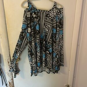 Long sleeve top with cutout shoulders